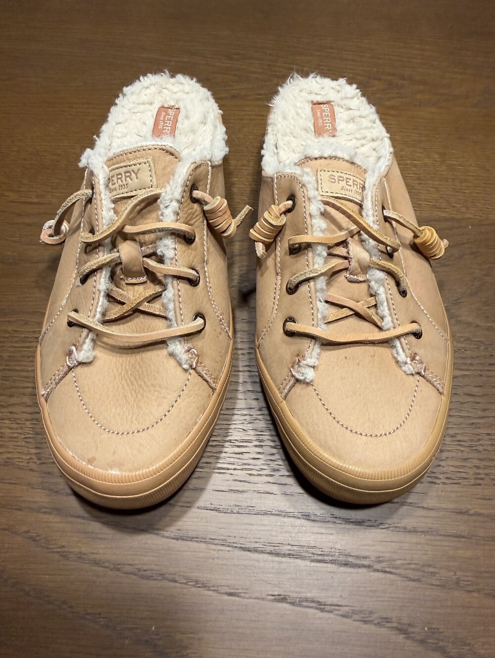 Sperry Cozy Mules Tan And Shearling 8.5